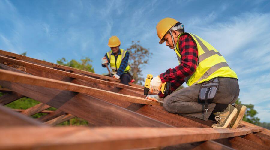 Professional Flat Roofing Installation services in Buckland, OH